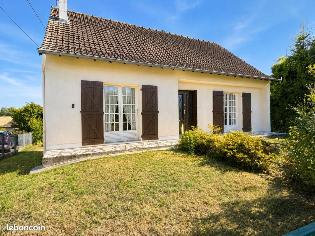 Maison à vendre, 107m², Lubersac