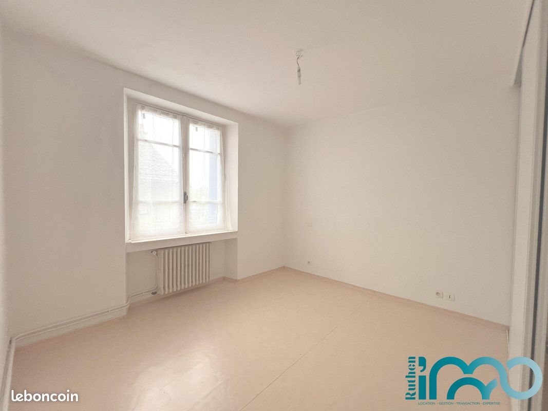 Appartement à louer, 44m², Réquista