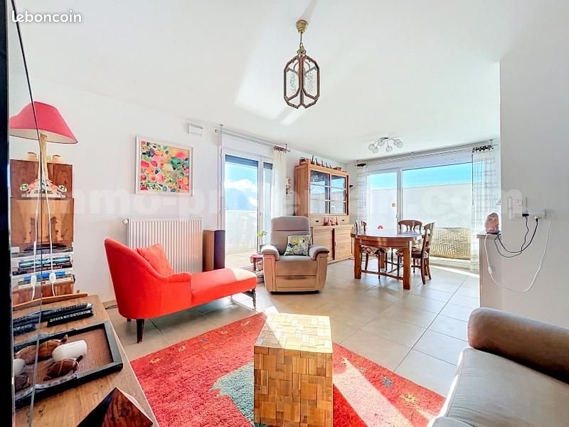 Appartement à vendre, 92m², Ville-la-Grand