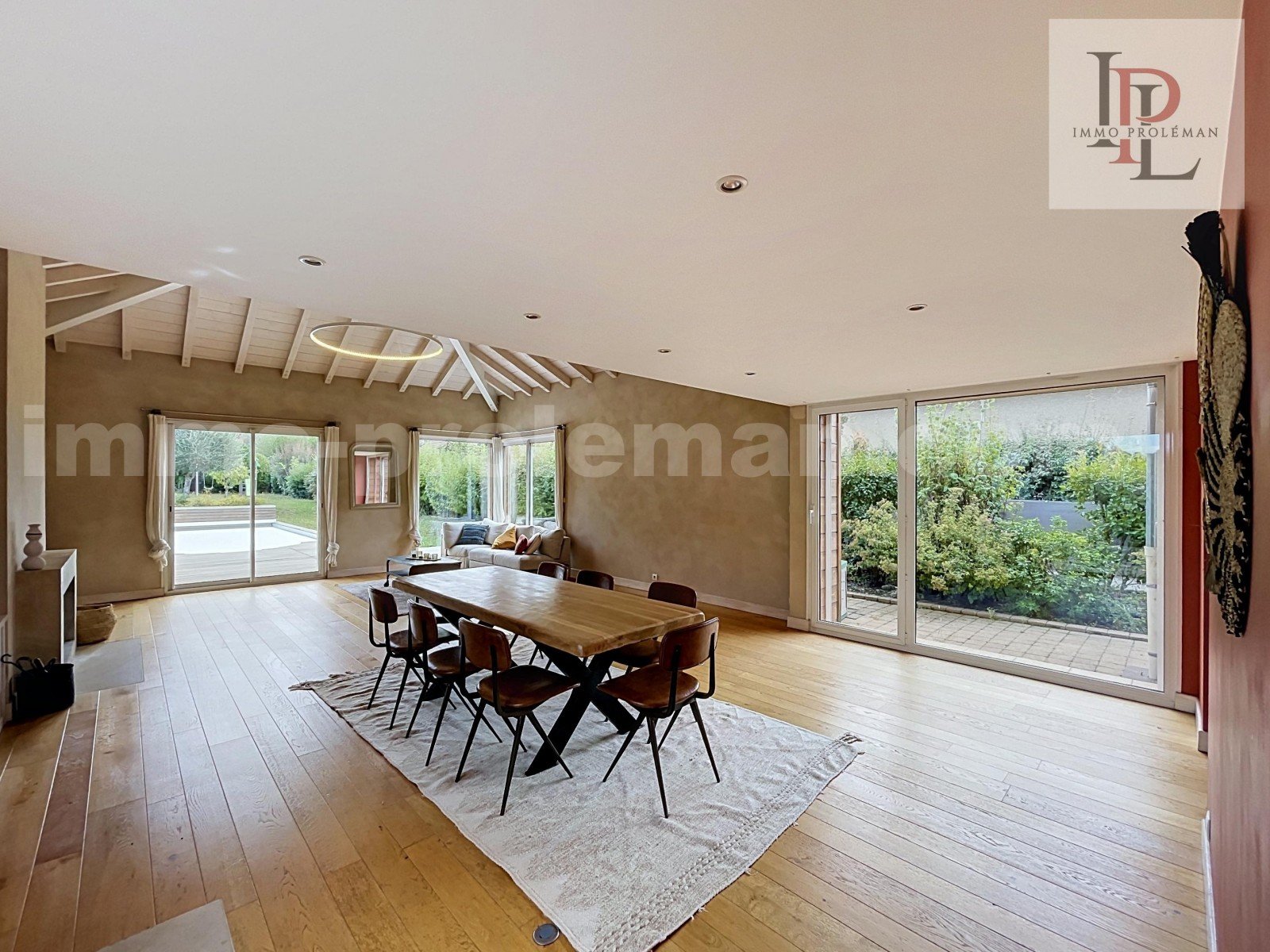 Maison à louer, 195m², Vétraz-Monthoux