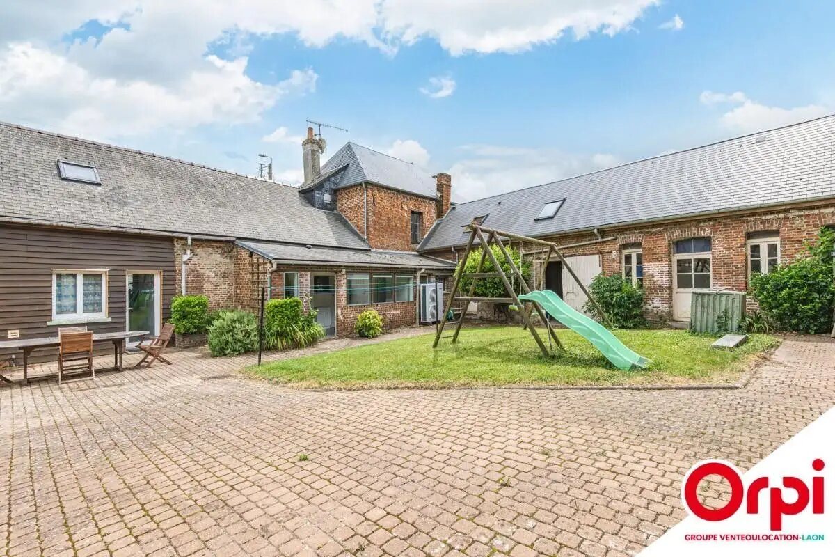 Maison à vendre, 203m², Dercy