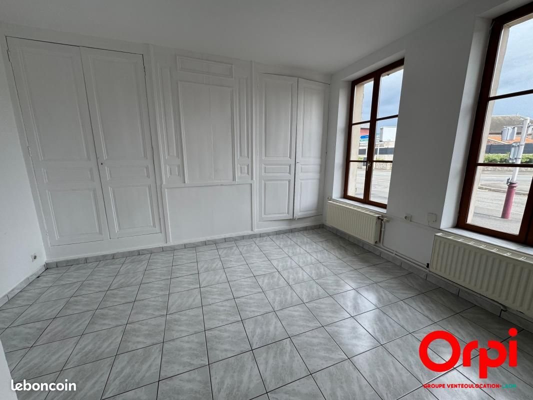 Maison à louer, 50m², Laon