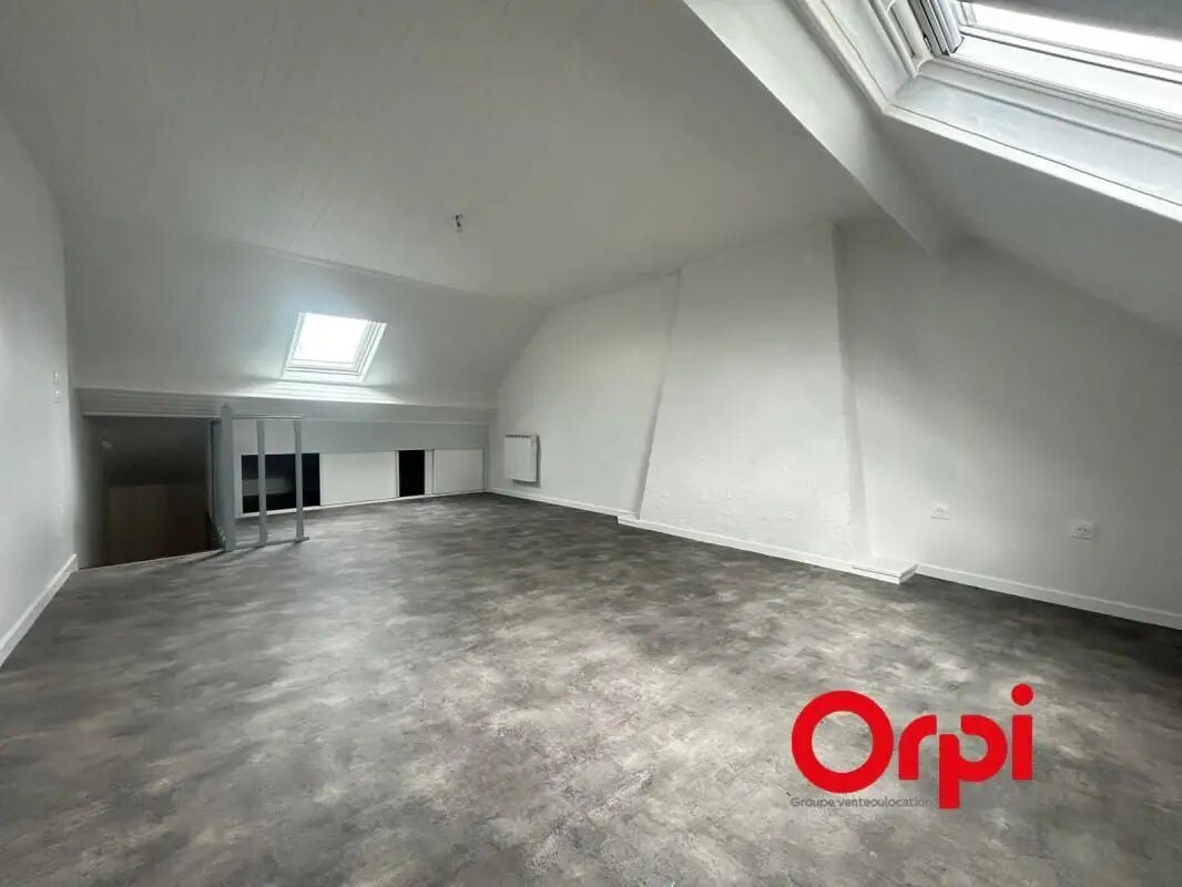 Maison à louer, 79m², Marle
