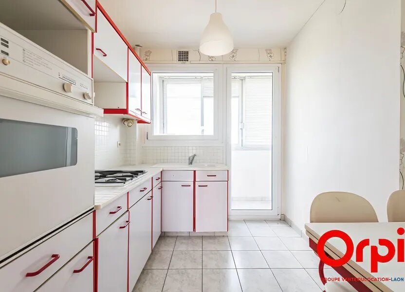 Appartement à louer, 64m², Laon