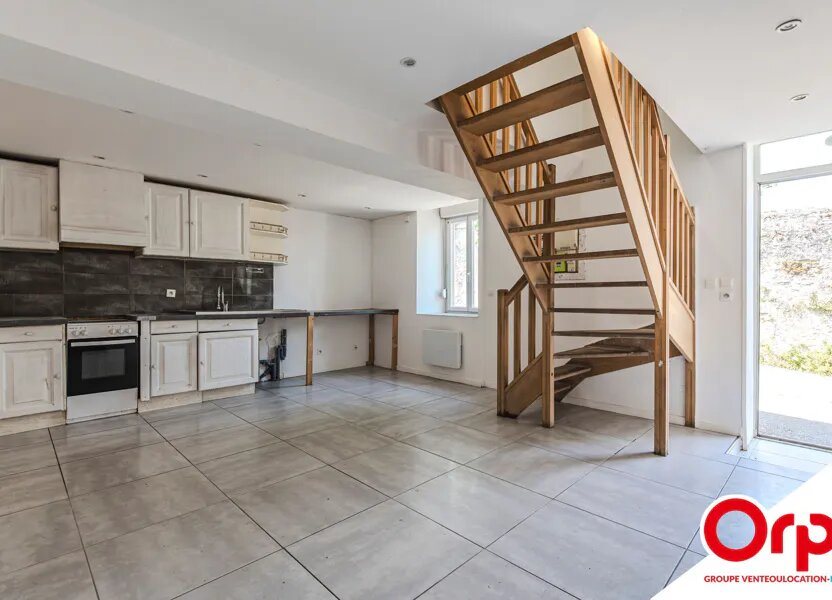 Maison à vendre, 78m², Bruyères-et-Montbérault