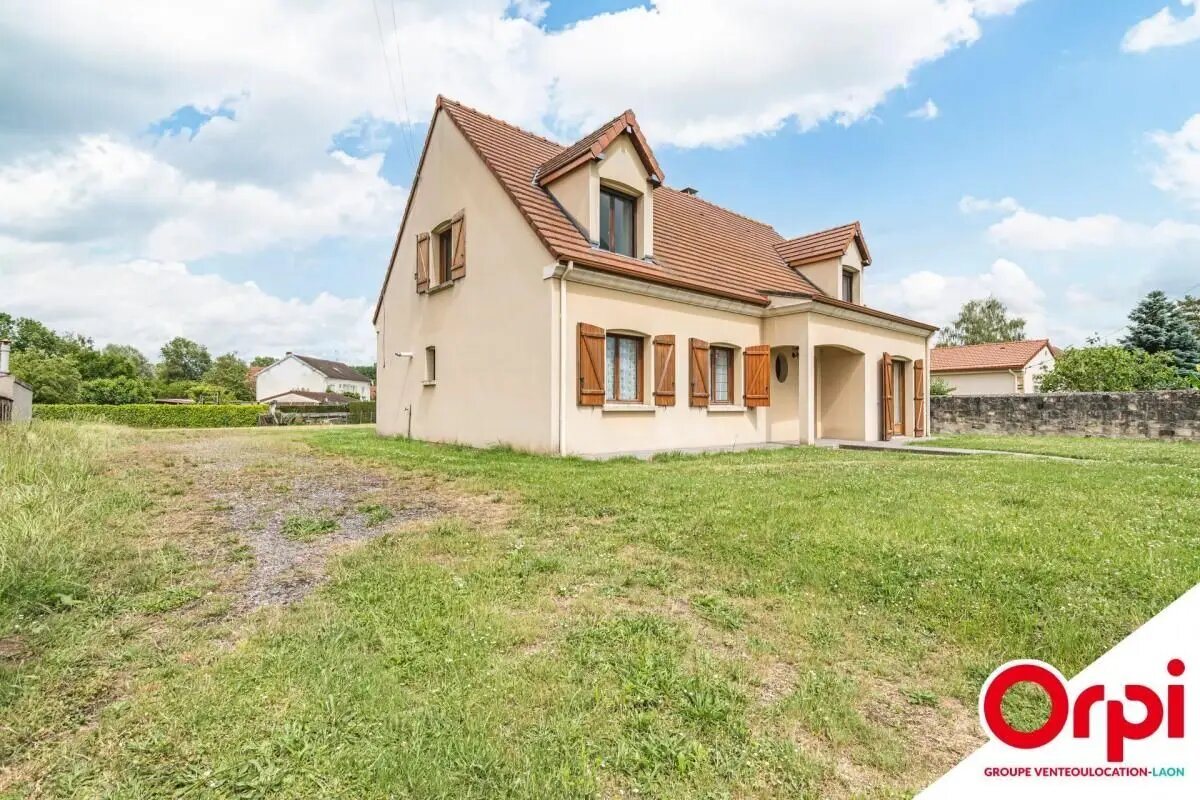 Maison à vendre, 173m², Bruyères-et-Montbérault