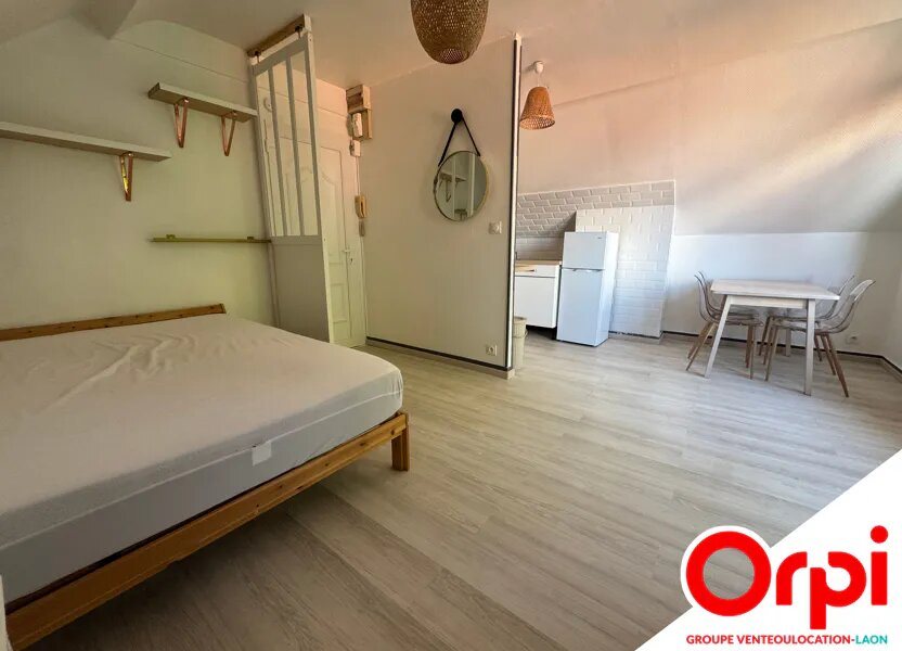 Appartement à louer, 23m², Laon