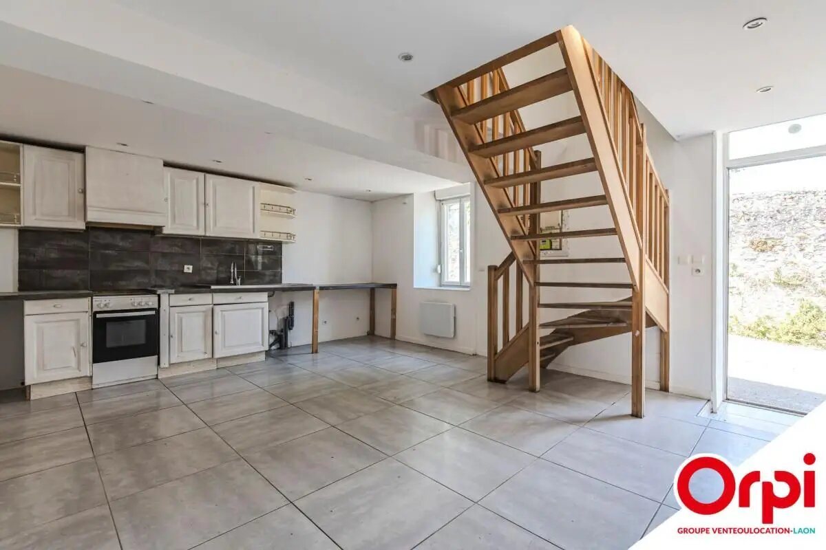 Maison à vendre, 75m², Bruyères-et-Montbérault