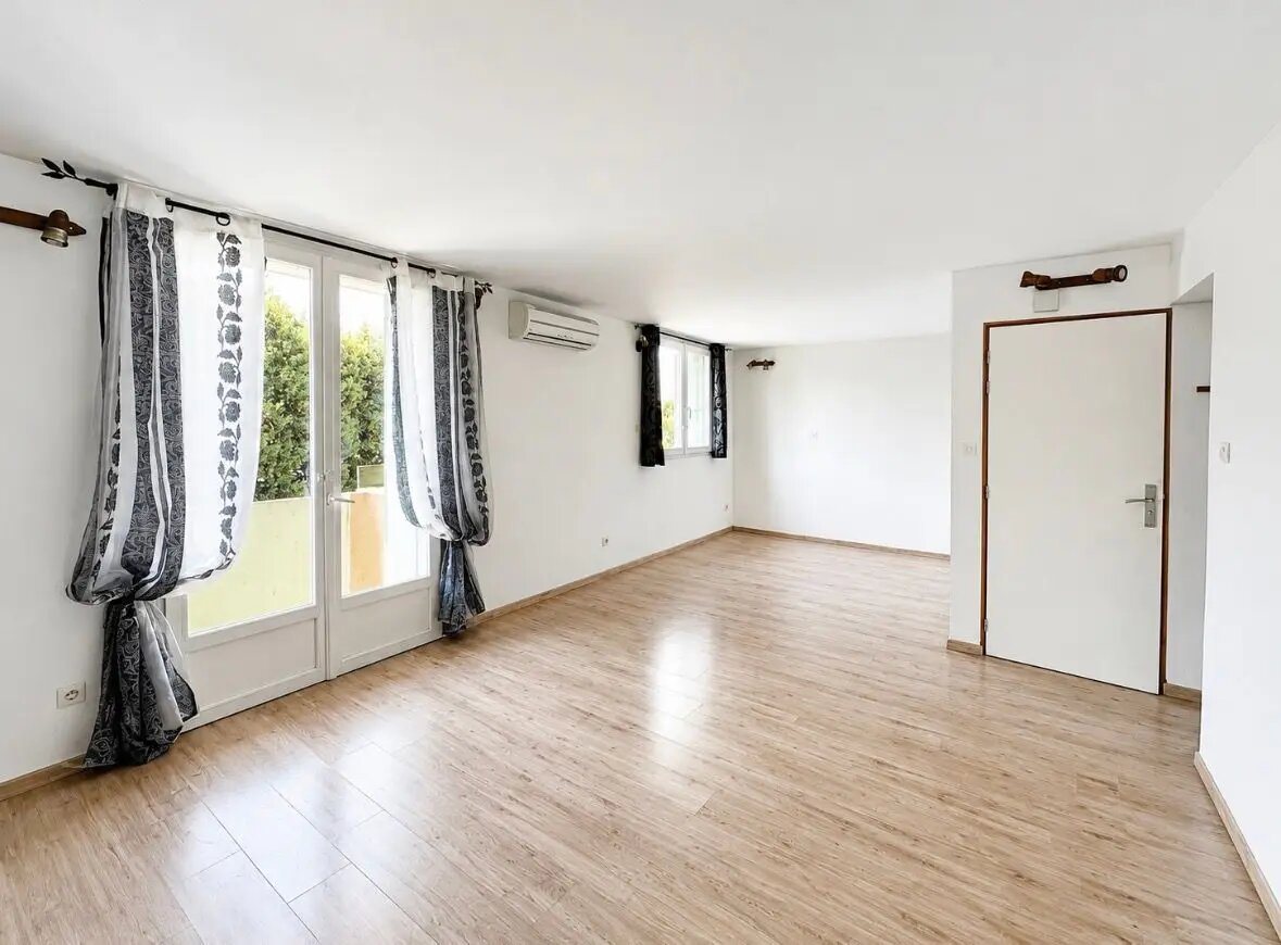 Appartement à louer, 65m², Saint-Andiol