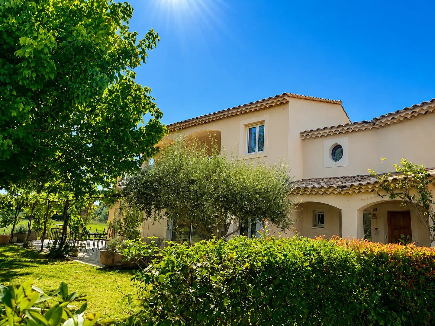 Maison à vendre, 194m², Mollégès