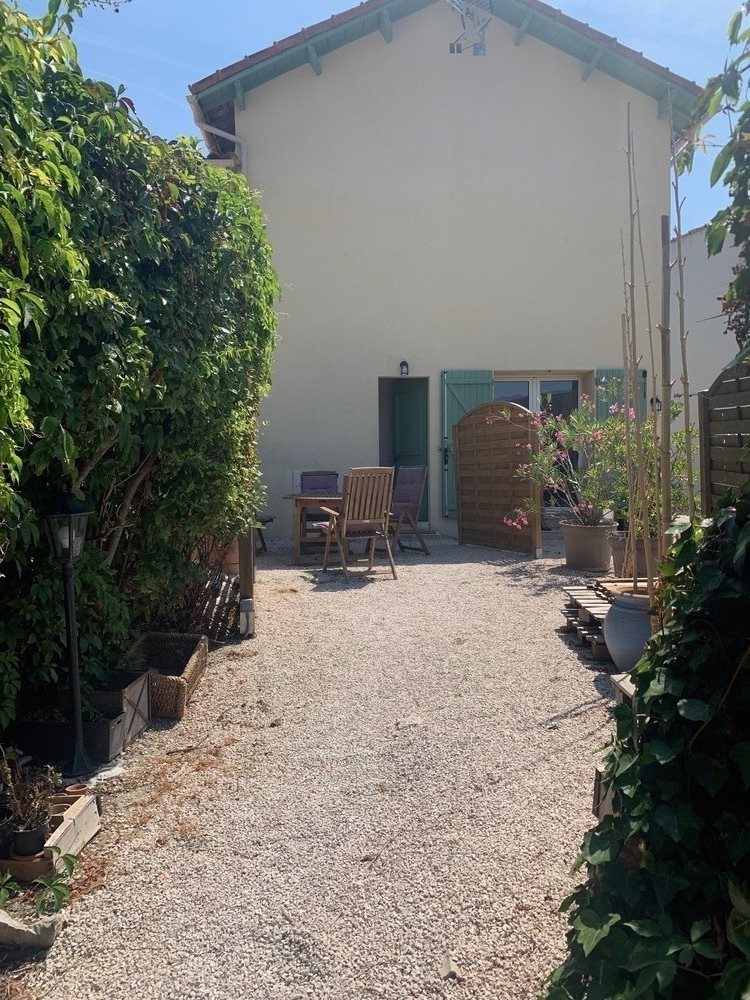 Appartement à louer, 42m², Cassis