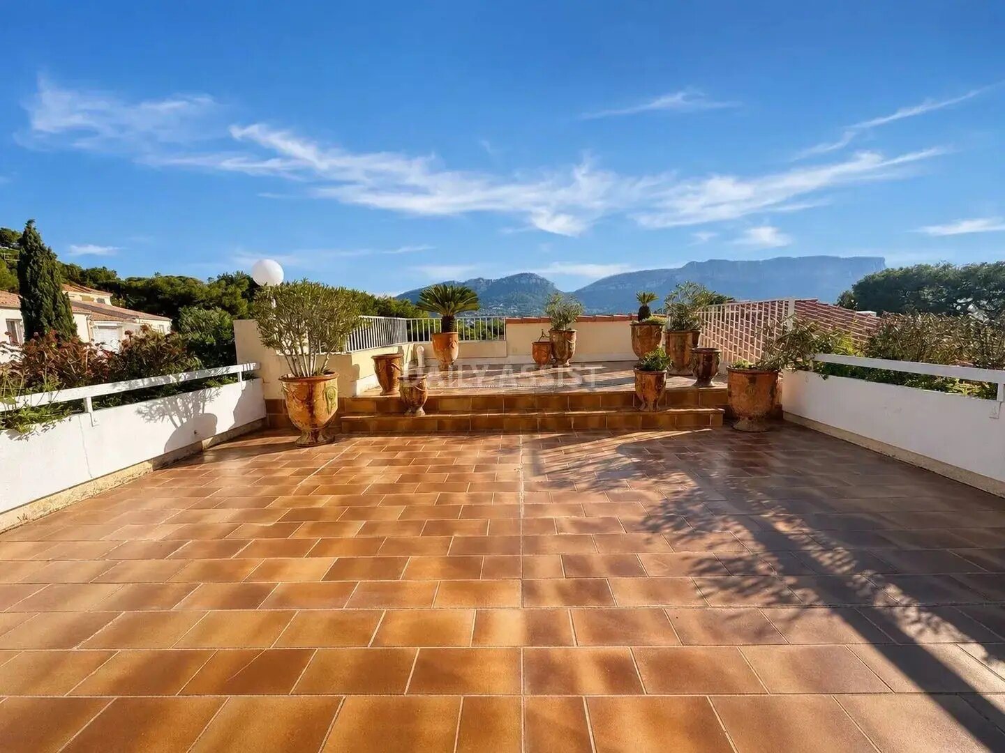 Appartement à louer, 144m², Cassis