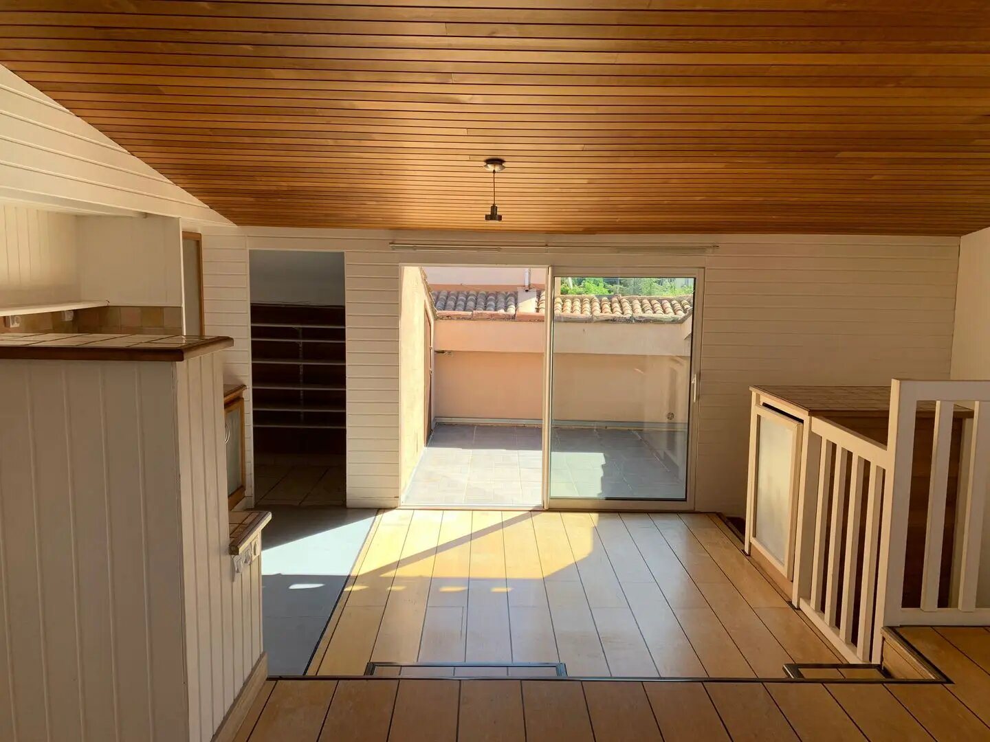 Appartement à louer, 75m², Cassis