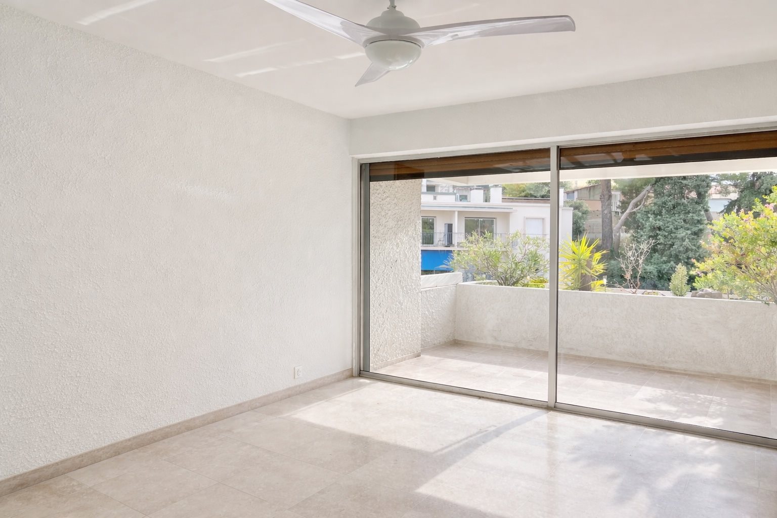 Appartement à louer, 2m², Cassis
