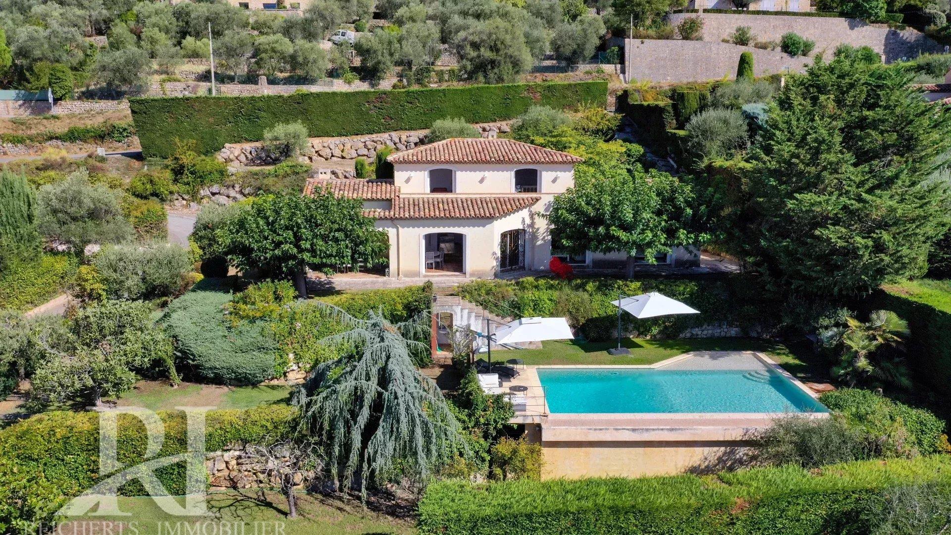 Maison à vendre, 225m², Cabris