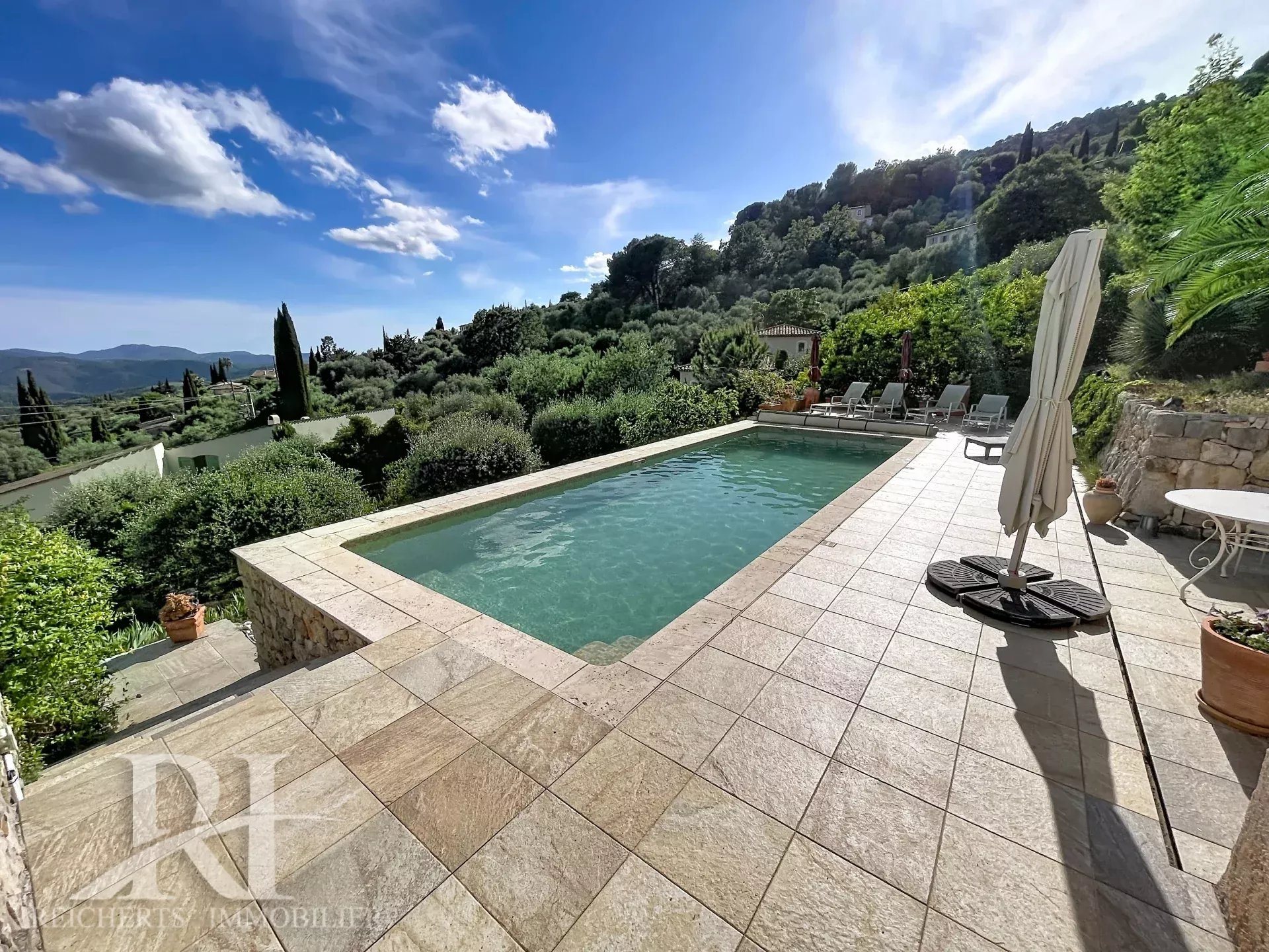 Maison à vendre, 216m², Spéracèdes