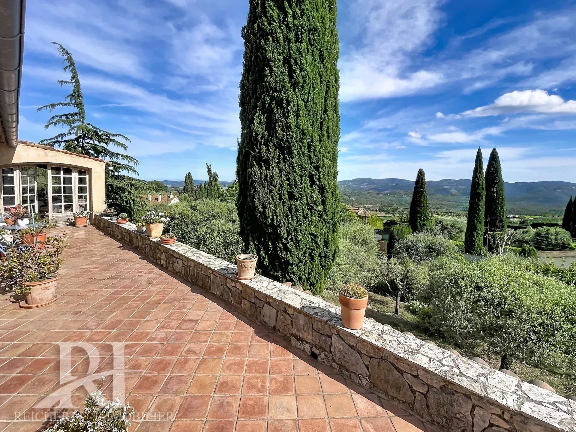 Maison à vendre, 216m², Spéracèdes