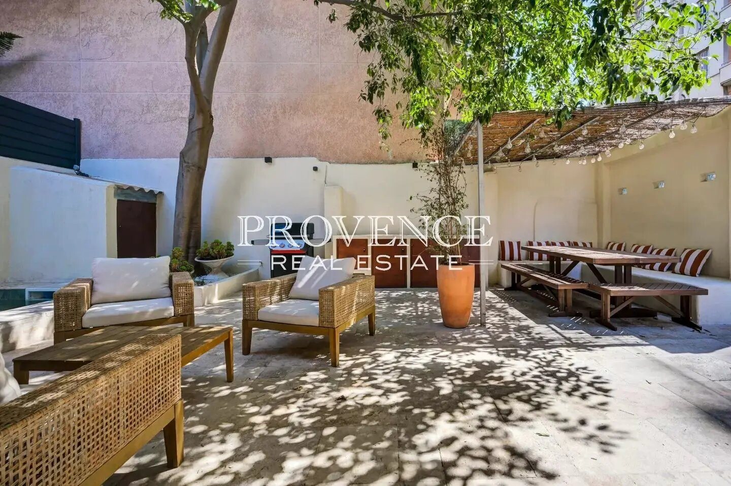 Maison à louer, 97m², Marseille 8ème