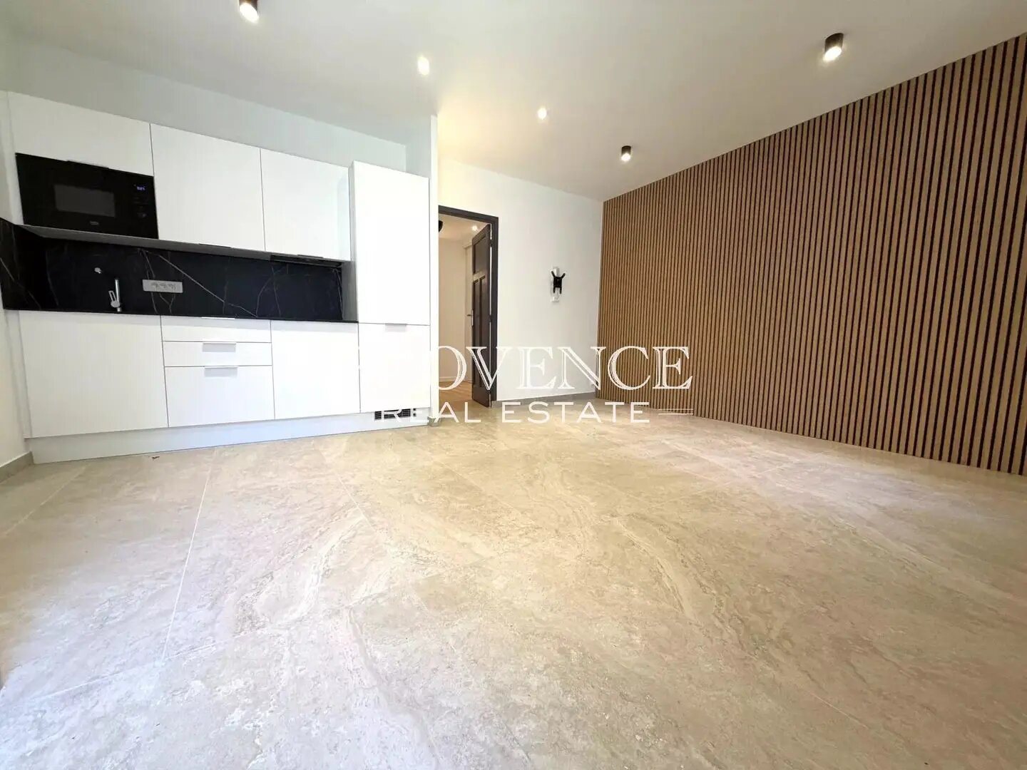 Appartement à louer, 40m², Marseille 8ème