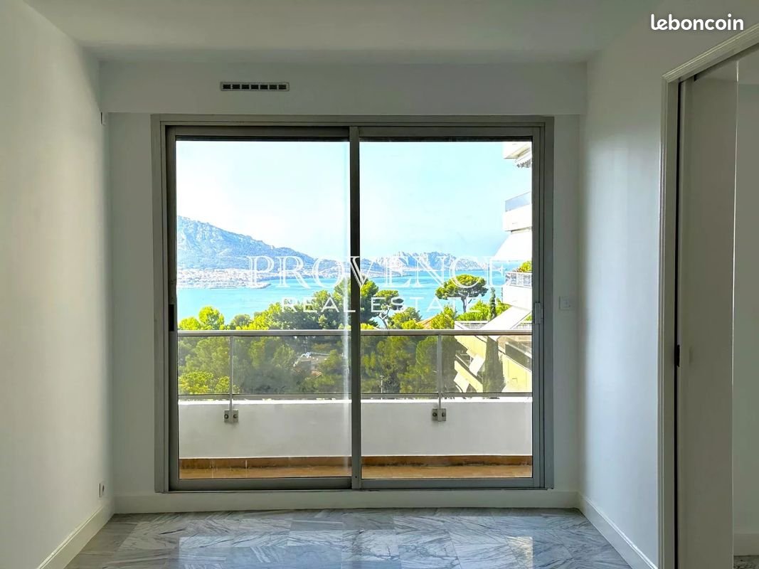 Appartement à louer, 145m², Marseille 8ème