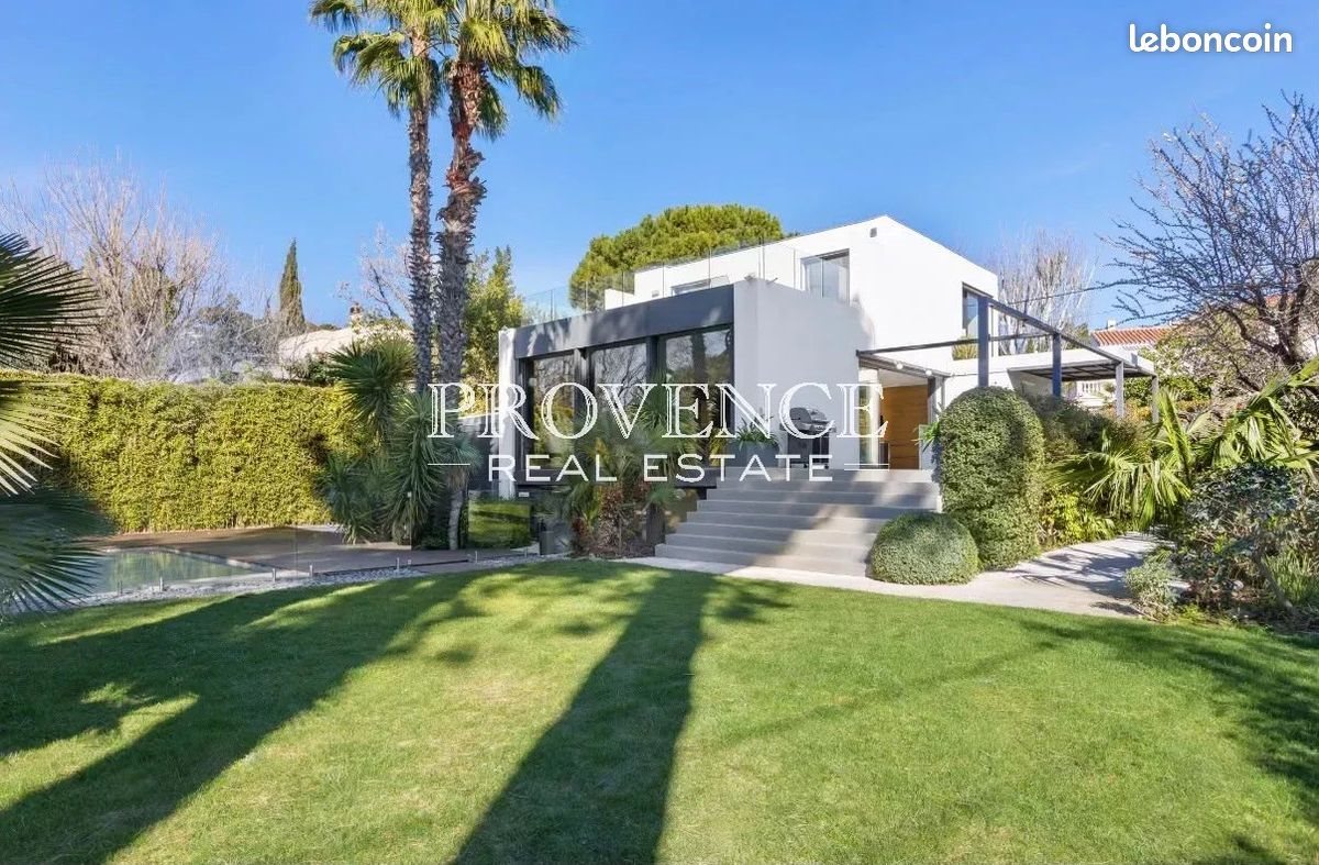 Maison à louer, 280m², Marseille 8ème