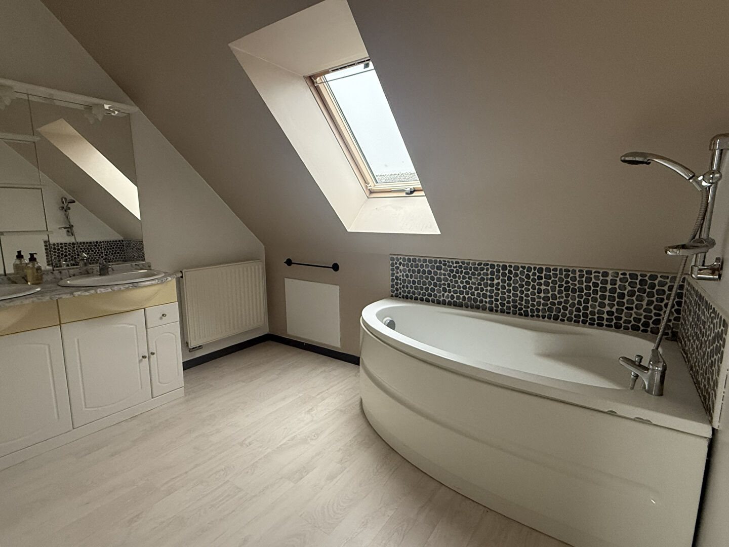 Maison à louer, 84m², Arques