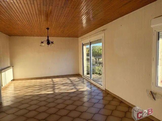 Maison à vendre, 113m², Virelade