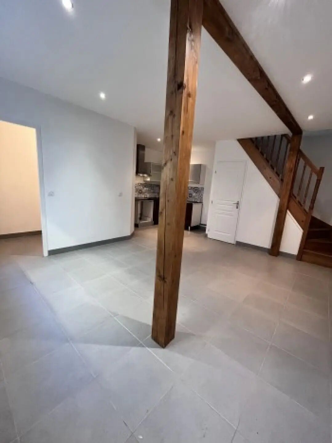 Appartement à louer, 84m², Lagnieu