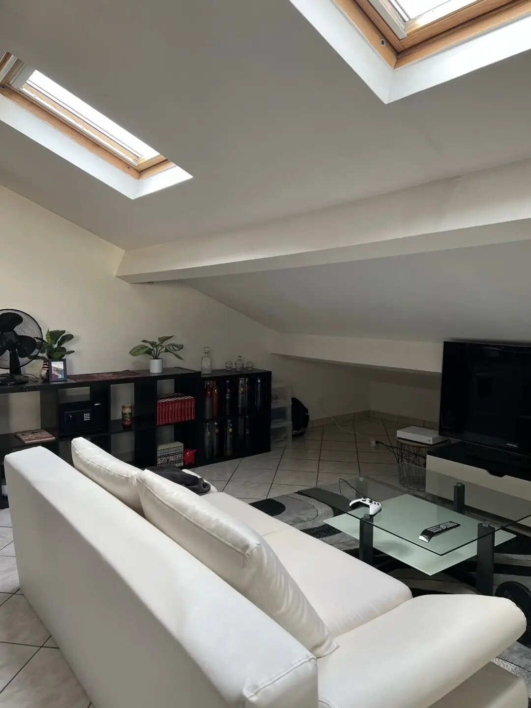 Appartement à louer, 36m², Saint-Maurice-de-Gourdans