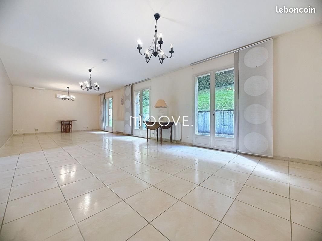Maison à vendre, 150m², Barentin