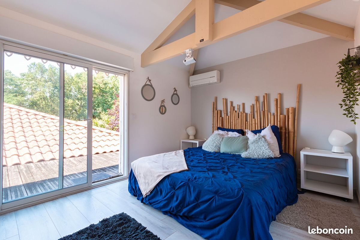 Maison à vendre, 211m², Carbon-Blanc