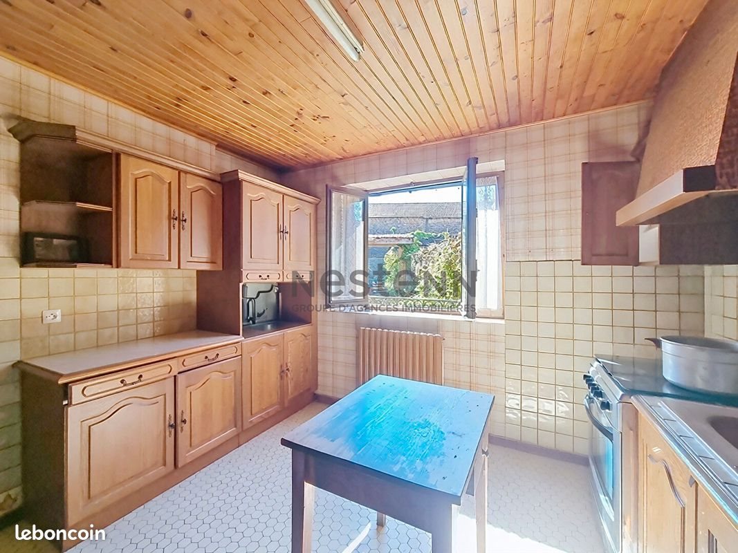 Maison à vendre, 104m², Annoisin-Chatelans
