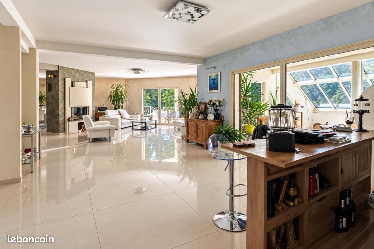 Maison à vendre, 375m², Dijon