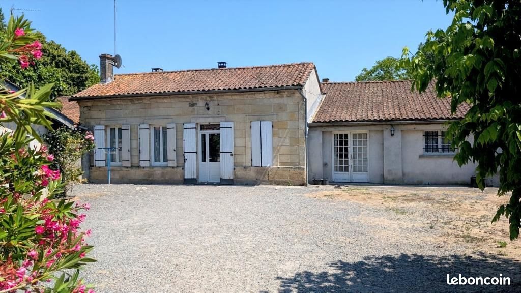 Maison à vendre, 111m², Saint-Christoly-de-Blaye