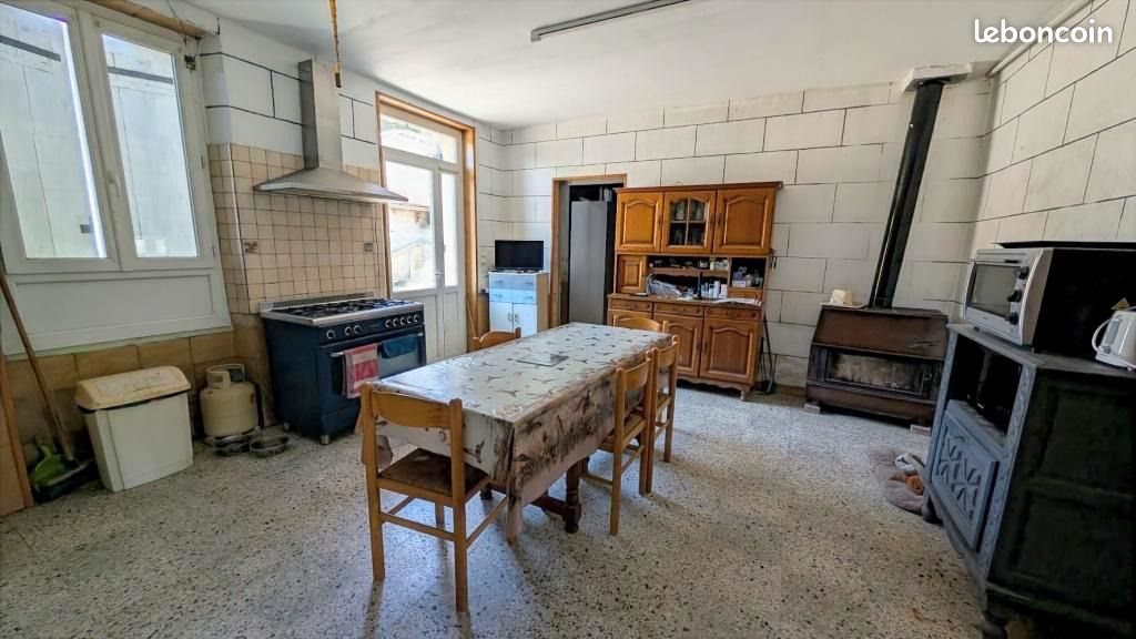 Maison à vendre, 111m², Saint-Christoly-de-Blaye