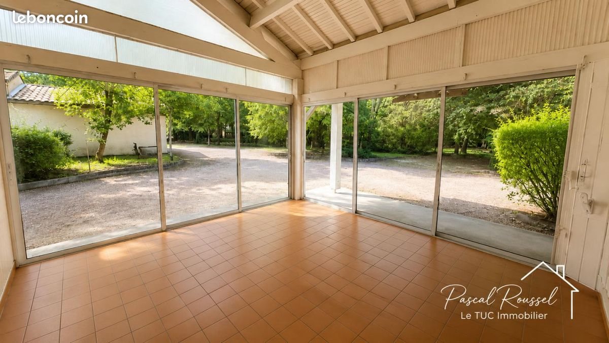 Maison à vendre, 140m², Saint-Christoly-de-Blaye