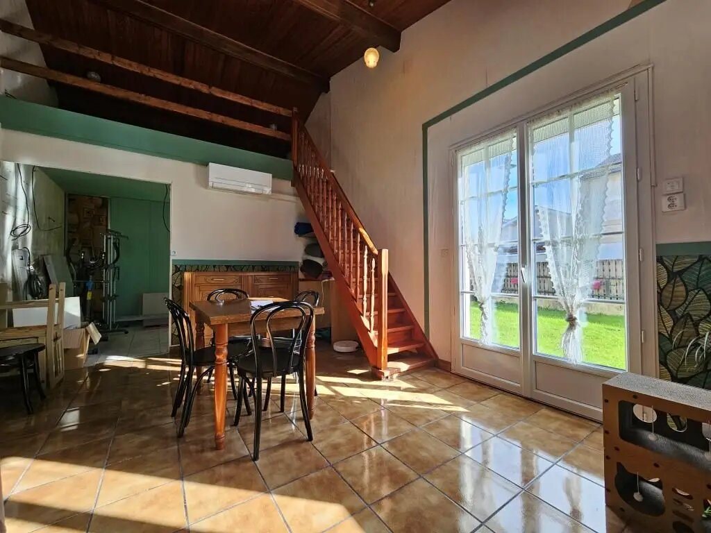 Maison à vendre, 103m², Saint-Yzan-de-Soudiac