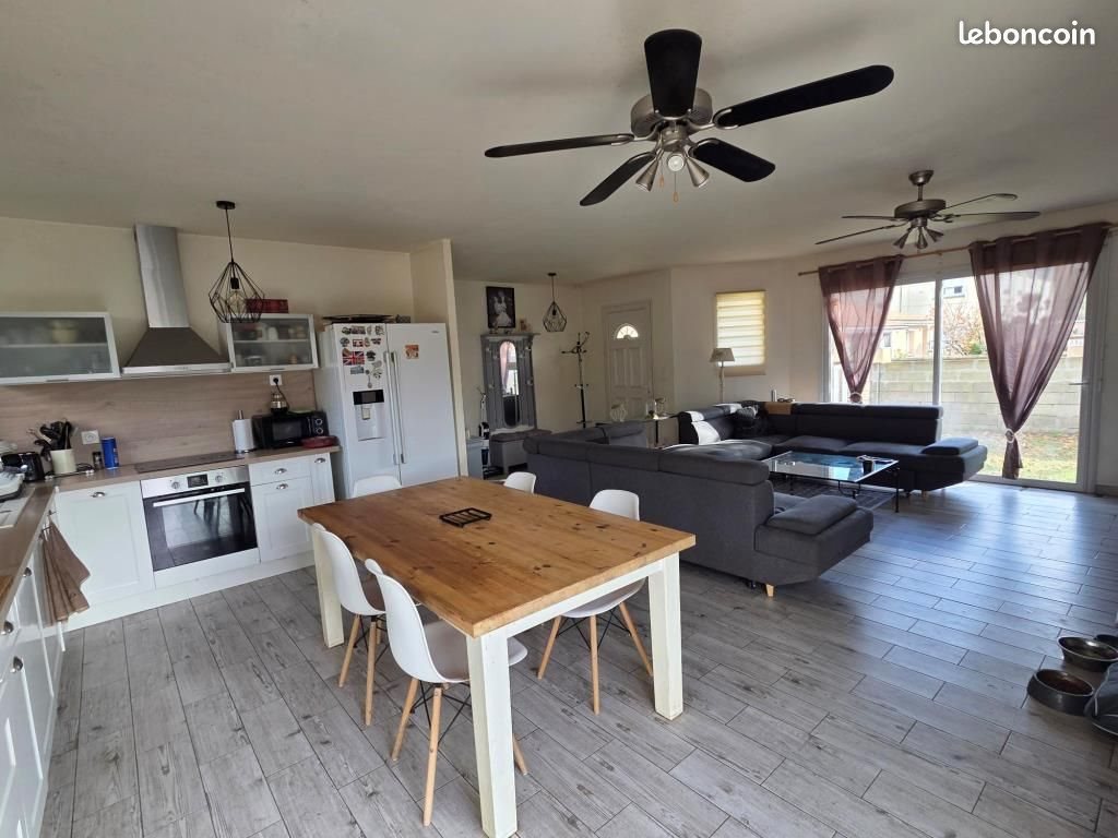 Maison à vendre, 96m², Saint-Yzan-de-Soudiac