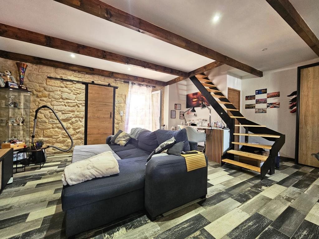 Maison à vendre, 99m², Saint-Yzan-de-Soudiac