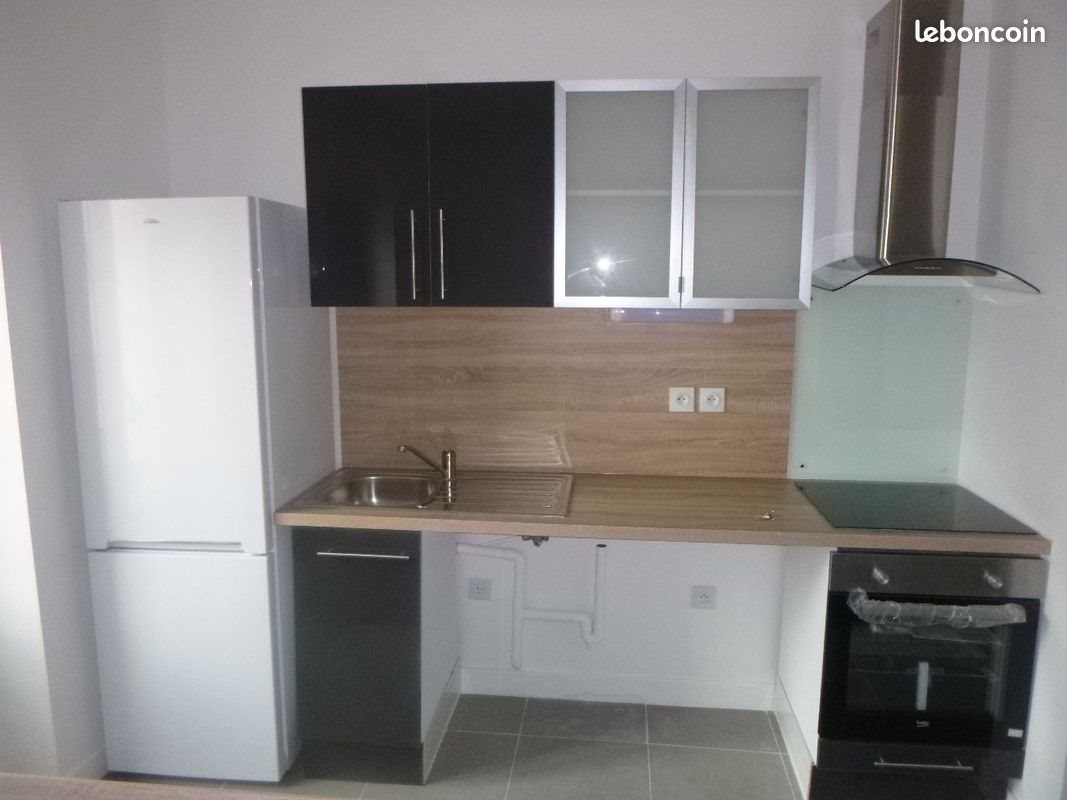 Appartement à louer, 70m², Nîmes