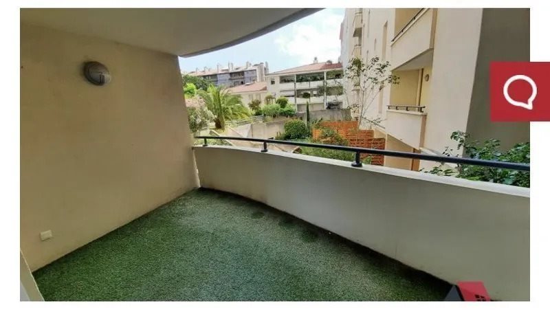 Appartement à louer, 63m², Marseille 8ème