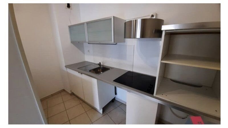 Appartement à louer, 63m², Marseille 8ème