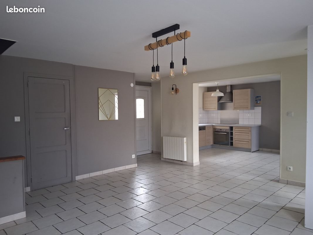 Maison à louer, 92m², Bonny-sur-Loire