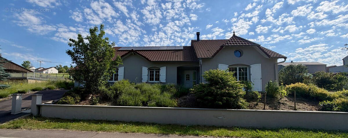 Maison à vendre, 213m², Haute-Kontz