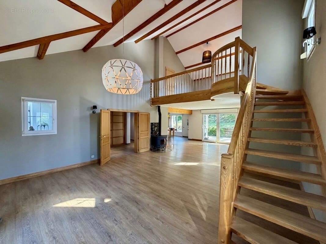 Maison à vendre, 213m², Haute-Kontz