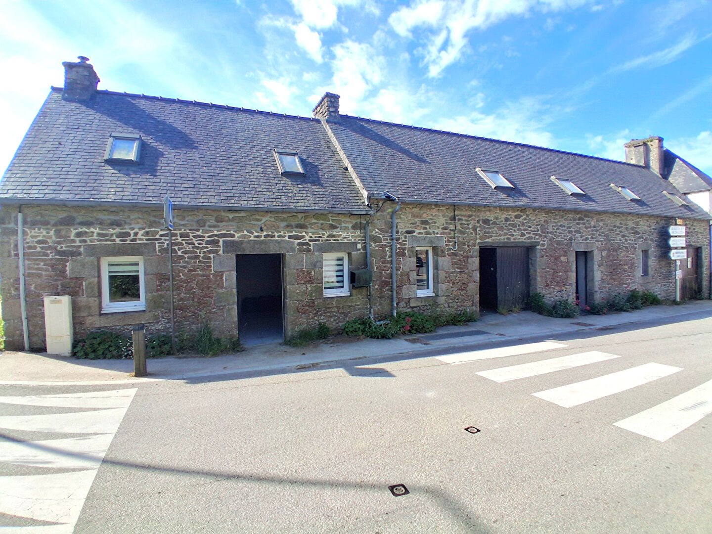 Maison à vendre, 144m², Plounéour-Ménez