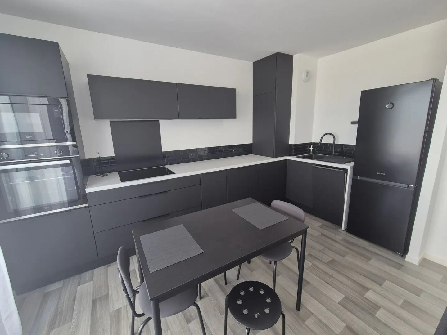Appartement à louer, 45m², Saint-Aubin-du-Cormier