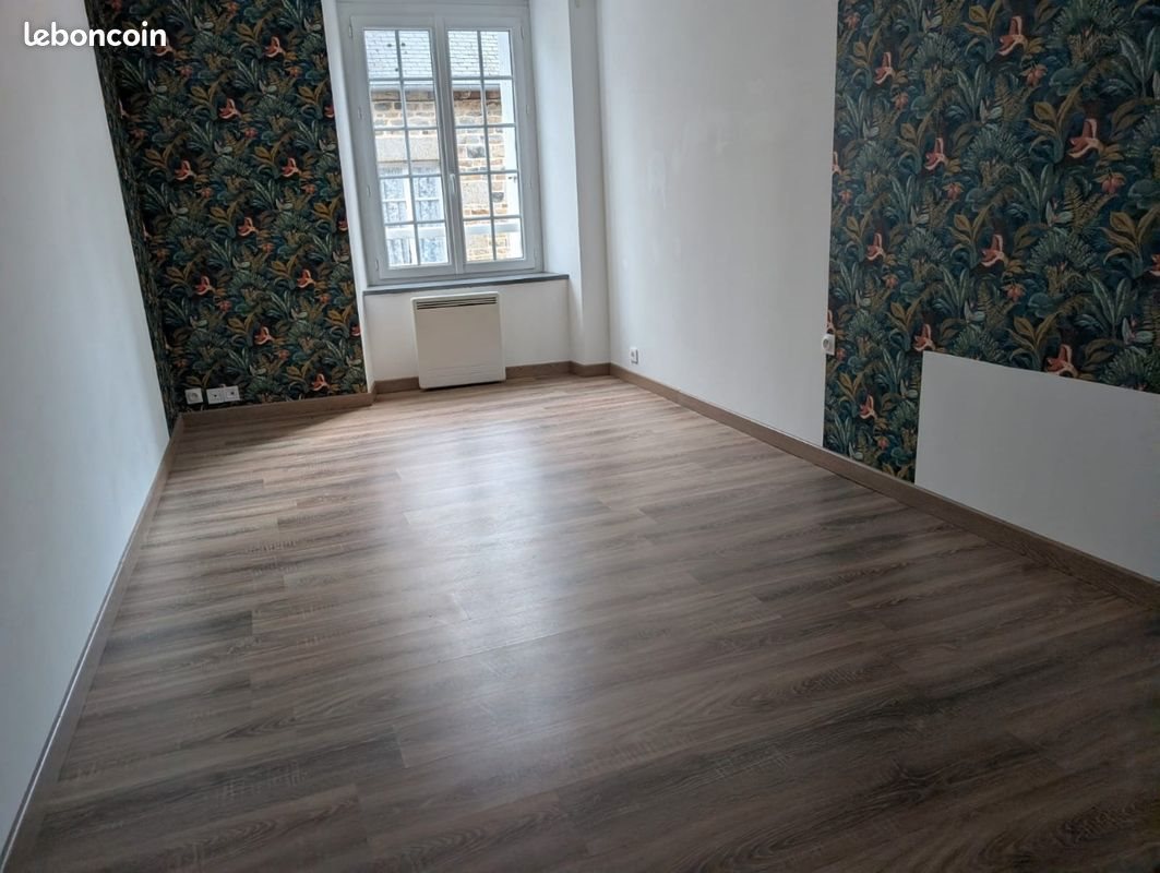 Maison à louer, 98m², Saint-Aubin-du-Cormier