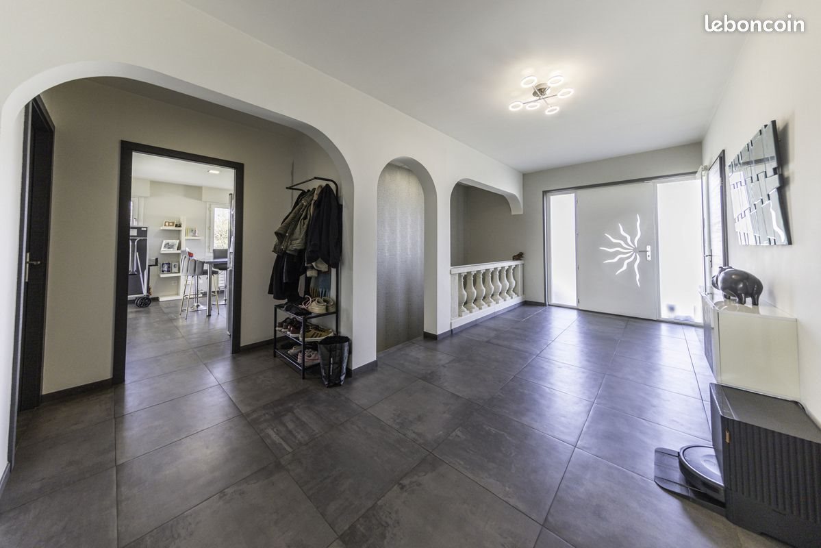 Maison à vendre, 252m², Gondreville