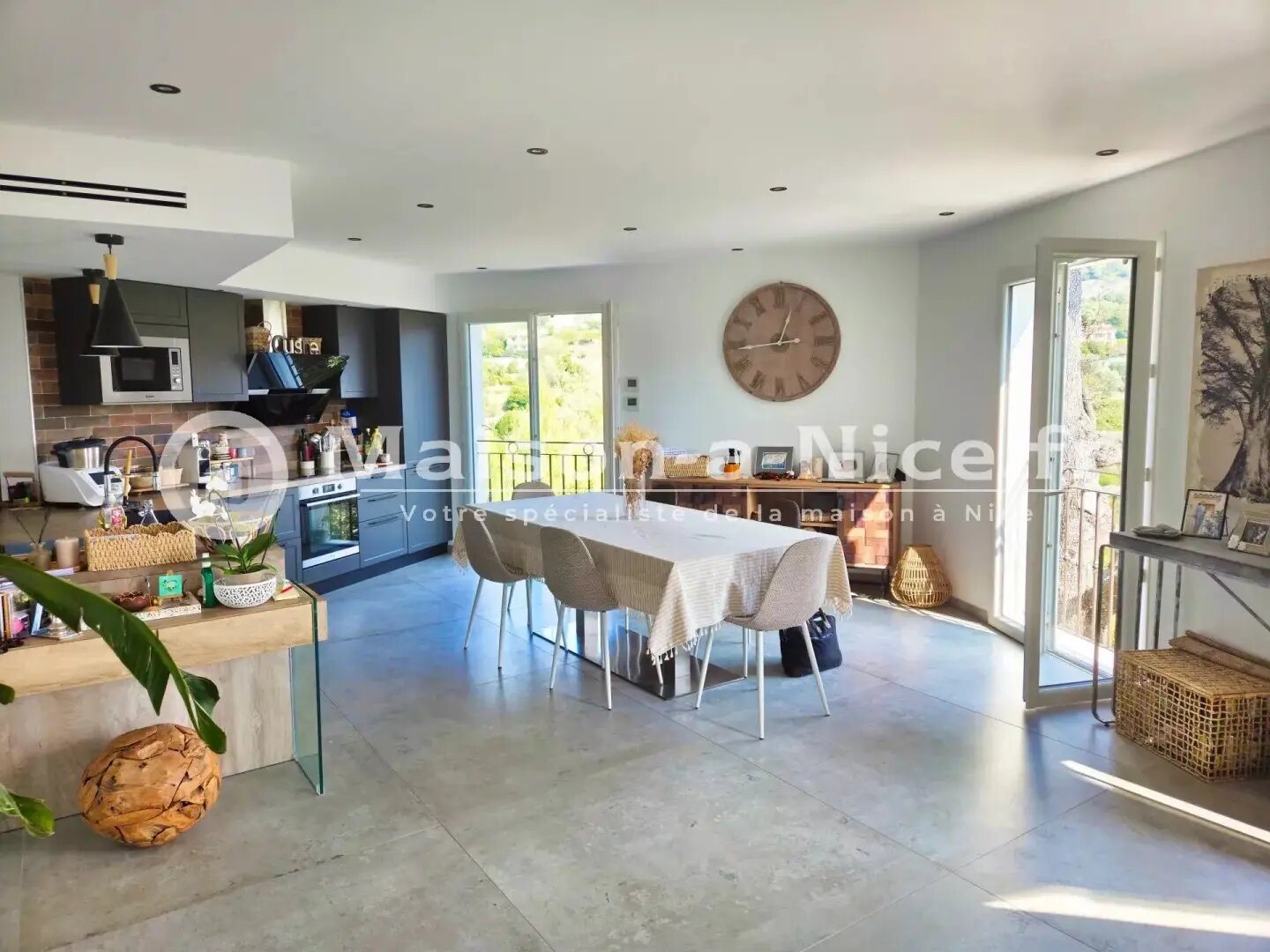 Maison à vendre, 140m², Falicon